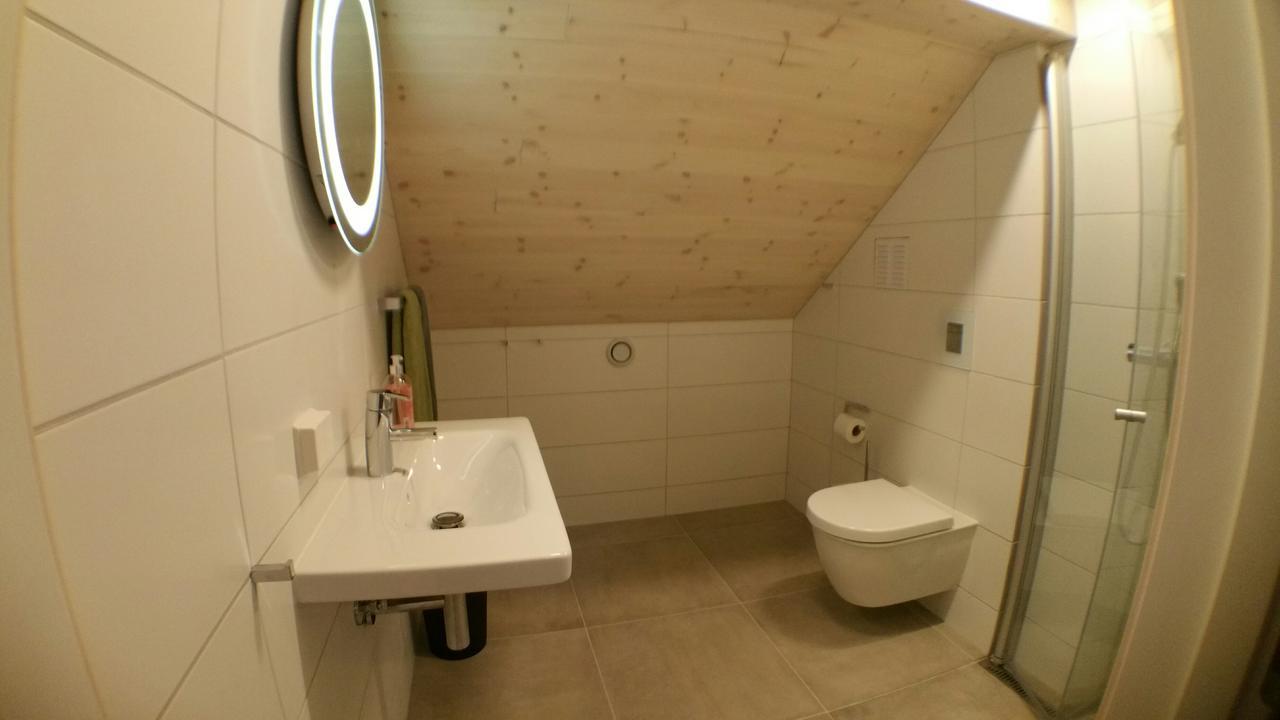 Lysvoldbrygga Bed & Breakfast Henningsvaer Bagian luar foto